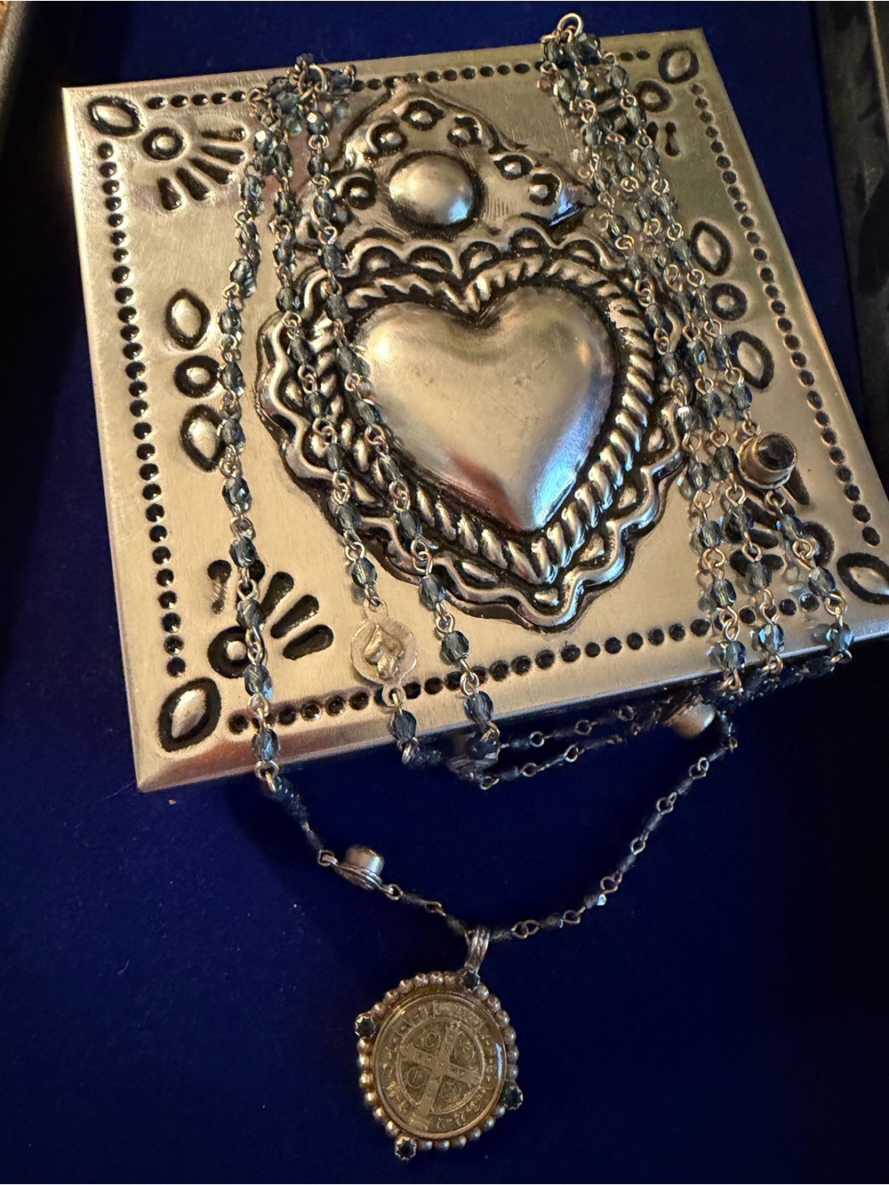 VSA Virgins Saints & Angels San Benito Necklace + Mexican Sacred Heart Tin Box - Picture 6 of 12